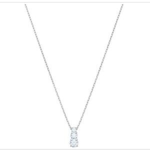 NWT Swarovski Attract Trilogy White 16”+1” Crystal Necklace